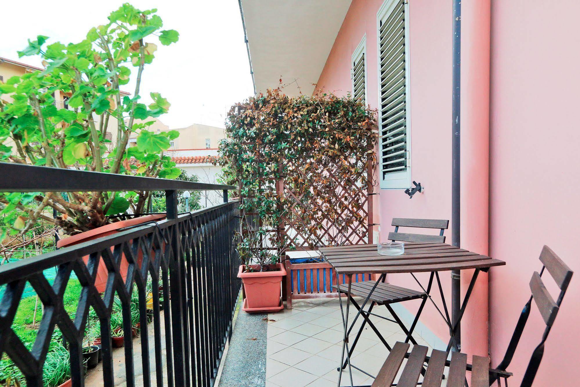Bed and Breakfast Kosmos Syracuse Exterior foto